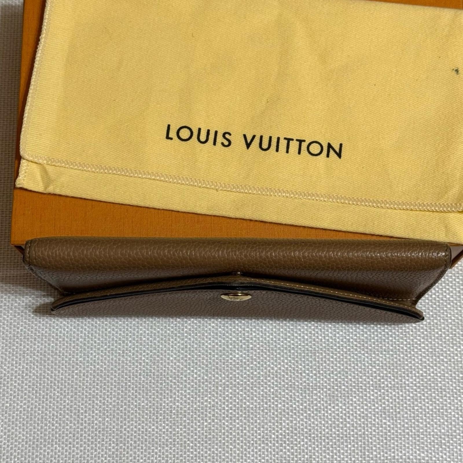 Louis Vuitton Double V Sesame Grained Leather Wallet