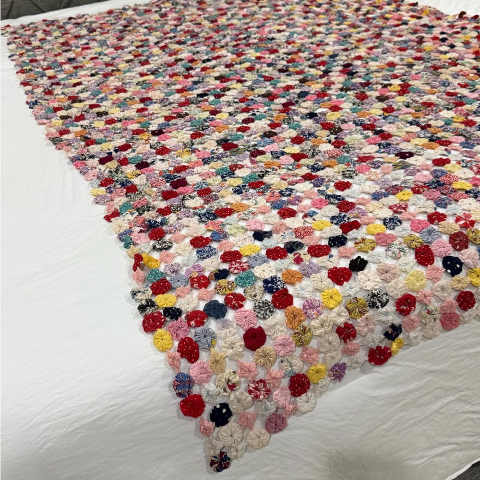 Handmade YoYo Quilt Topper