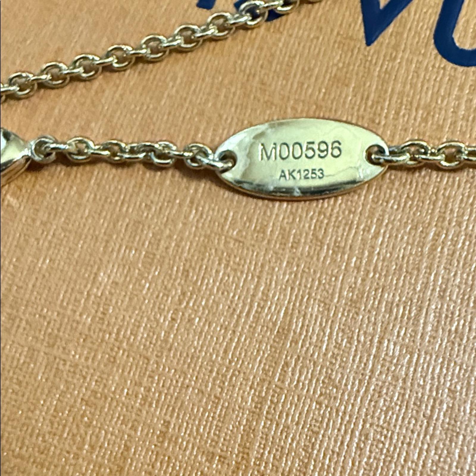 Louis Vuitton Collier Iconic Rhinestone Necklace