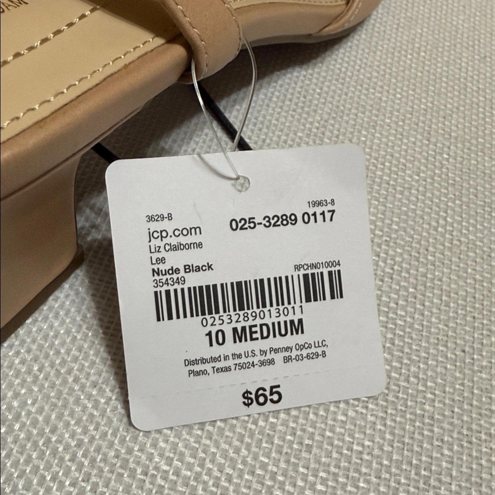 New Liz Claiborne Black and Tan Heels with Memory Foam 10