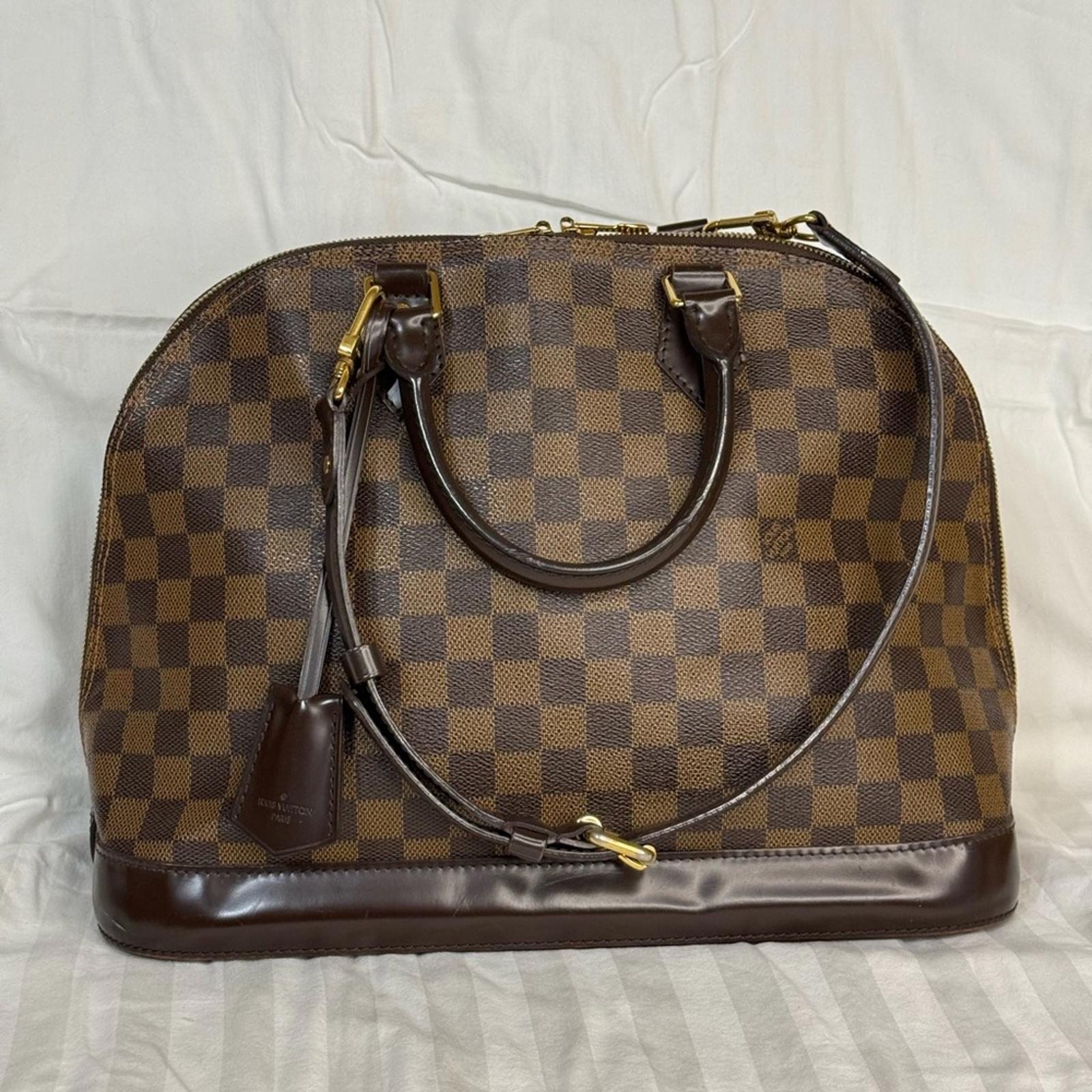 Louis Vuitton Damier Alma MM 2 Way Bag