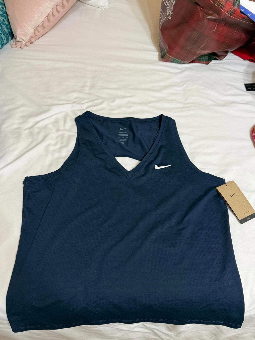 Nike Women's Victory Tennis Tank in obsidian color