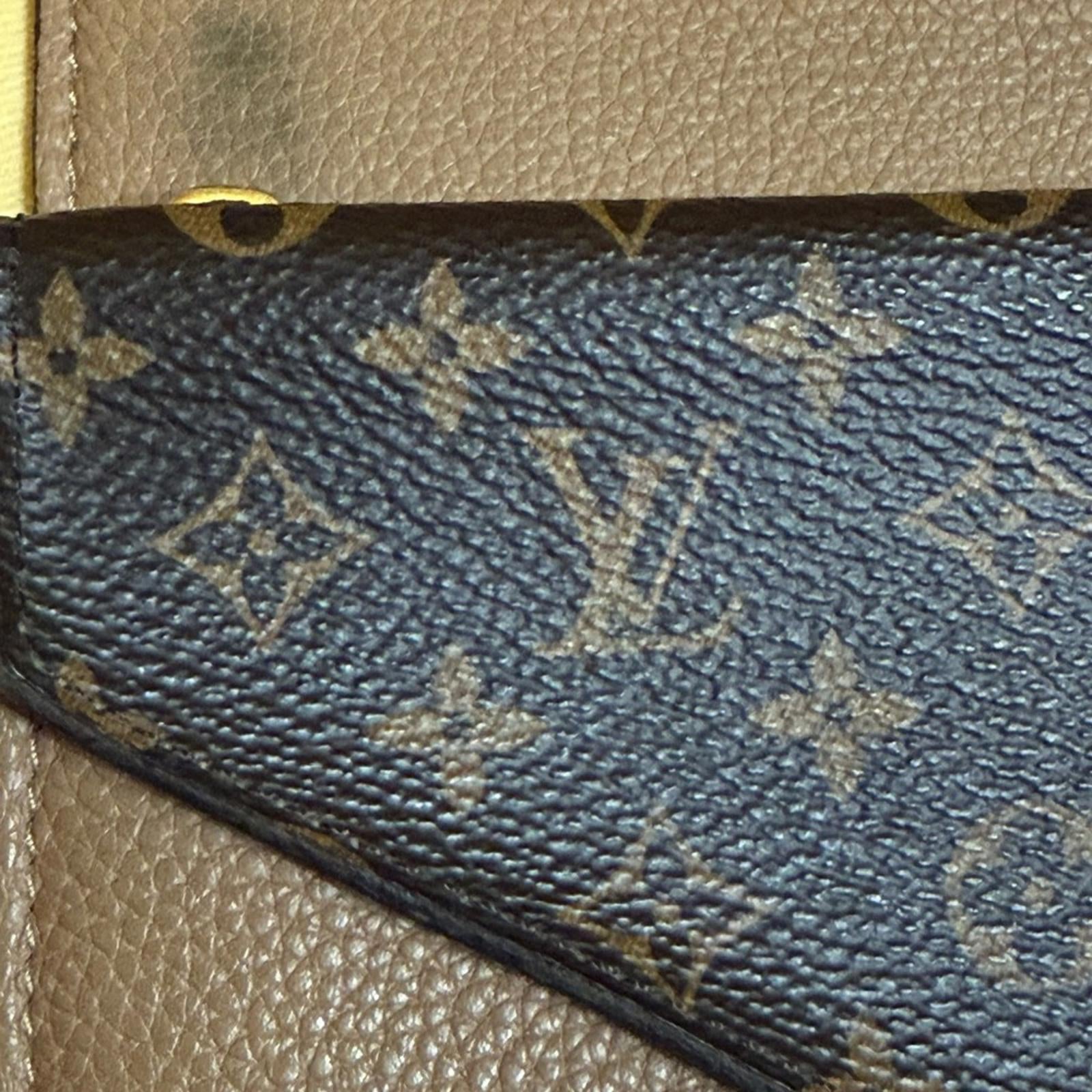 Louis Vuitton Double V Sesame Grained Leather Wallet