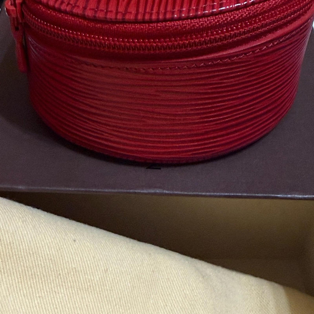 Louis Vuitton Large Epi Ecrin Bijoux Castilian Red Textured Case