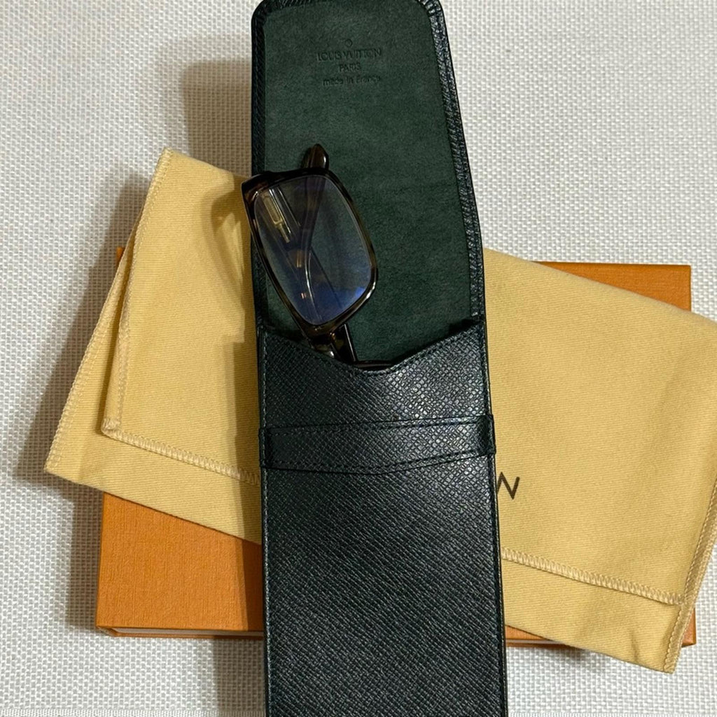 Louis Vuitton Green/Black Taiga Leather Glasses/Pen Case