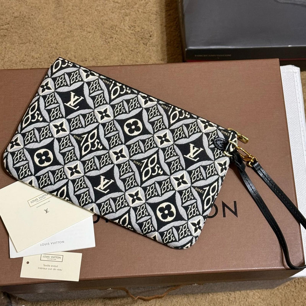 Louis Vuitton Neverfull Jacquard 1854 Pochette