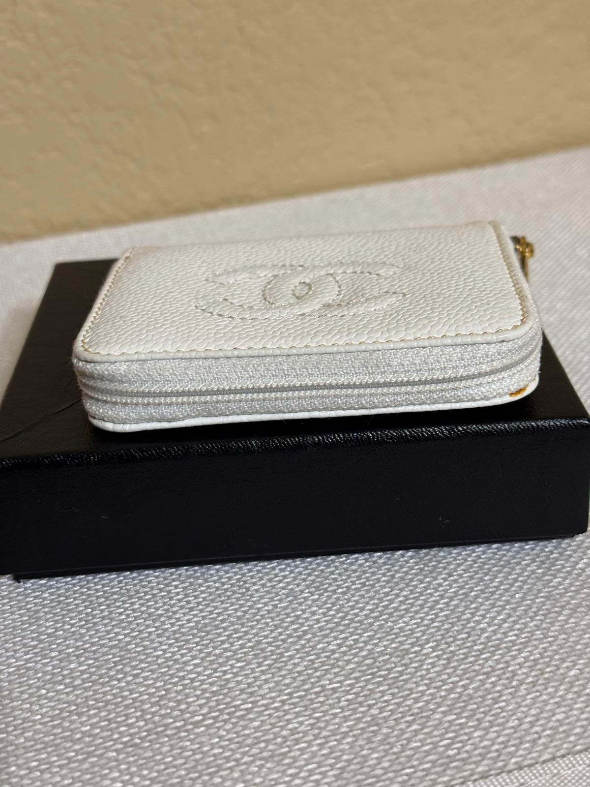 Chanel Card Wallet in White Grained Leather