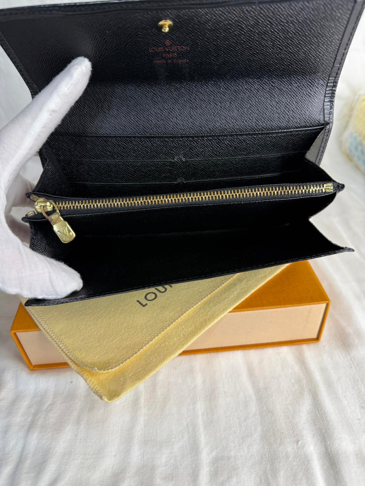Louis Vuitton Black Epi Leather Sarah Long Wallet