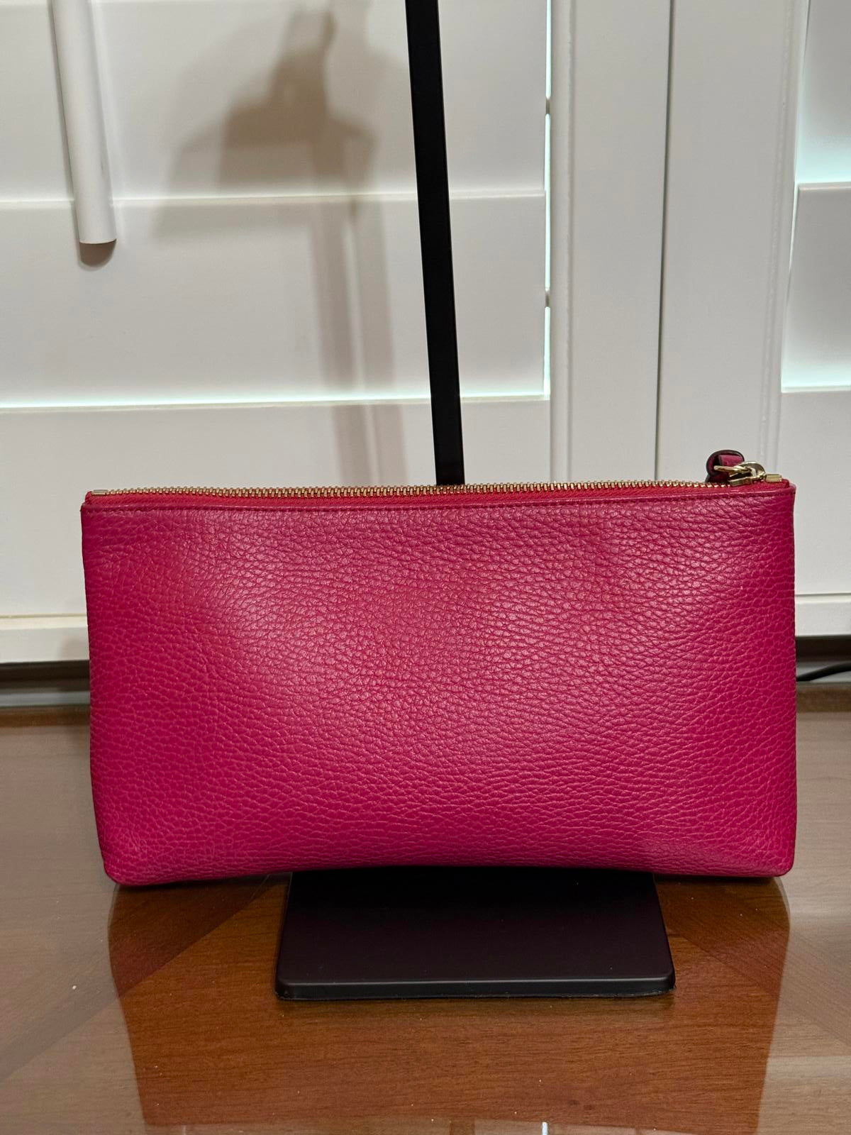 Gucci Swing Leather Pink Pouch