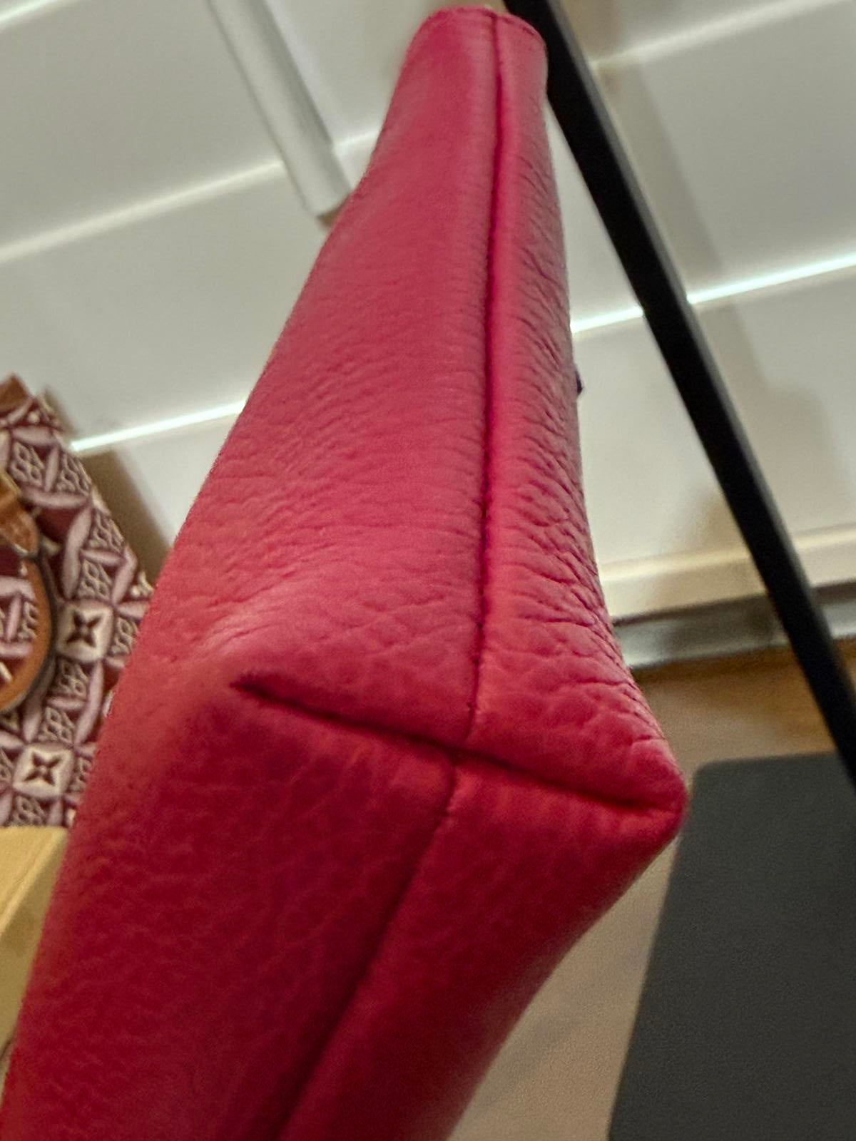 Gucci Swing Leather Pink Pouch