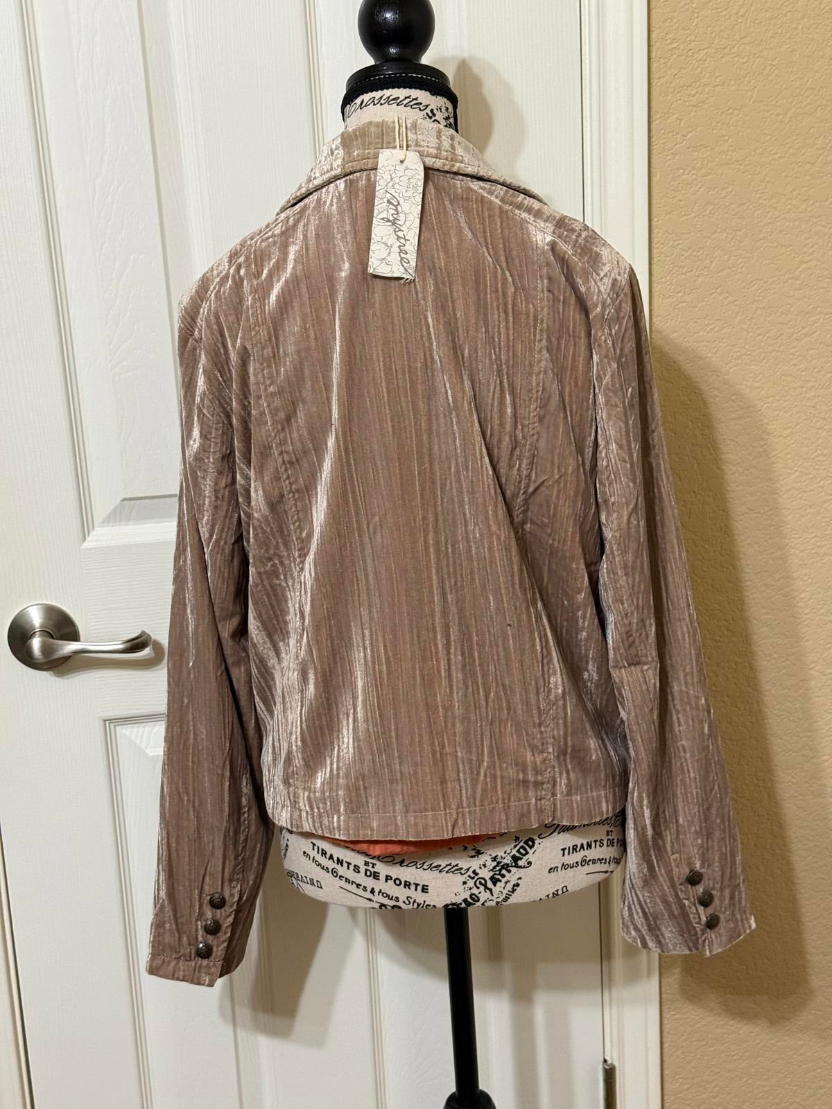 New Mystree Jacket Size Small