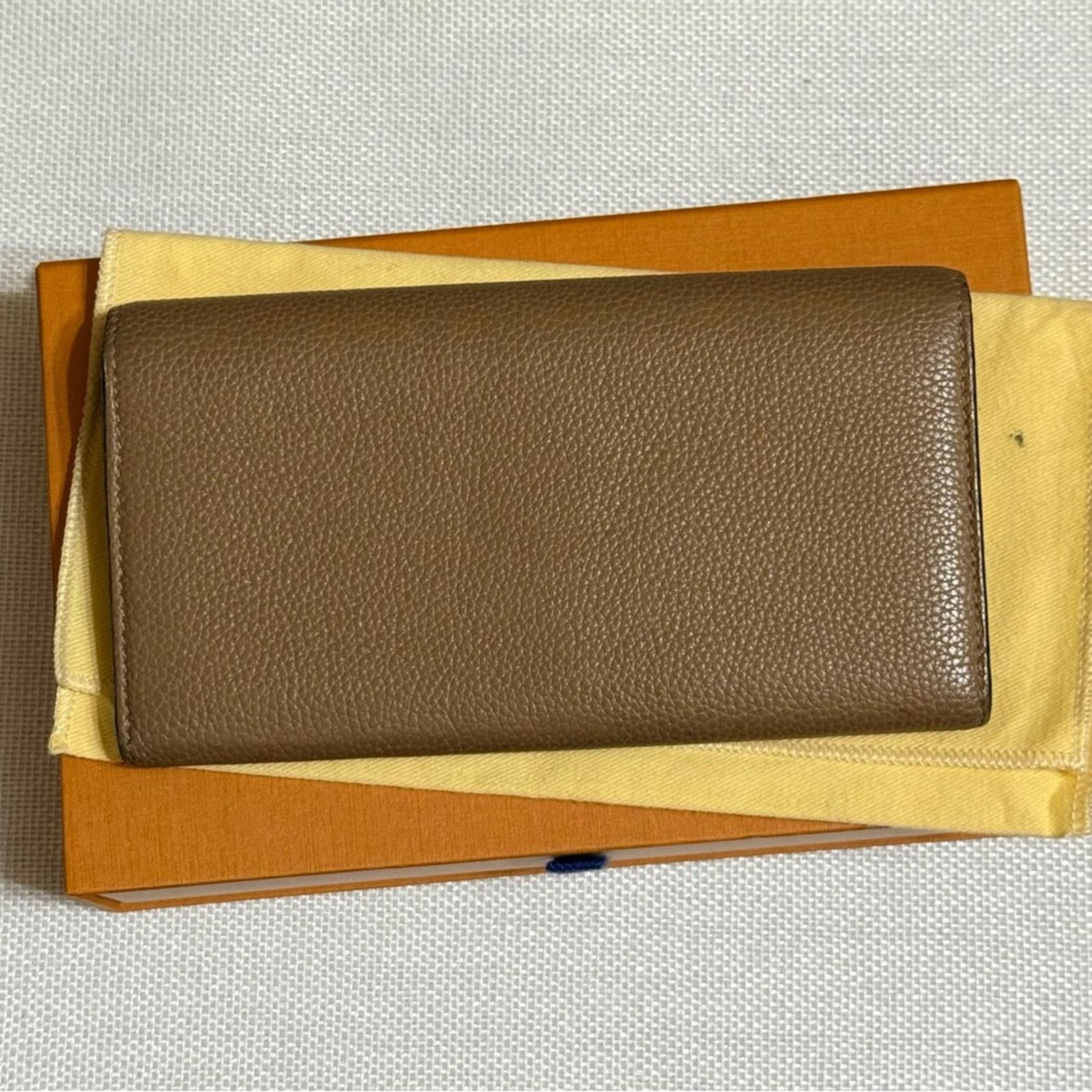 Louis Vuitton Double V Sesame Grained Leather Wallet