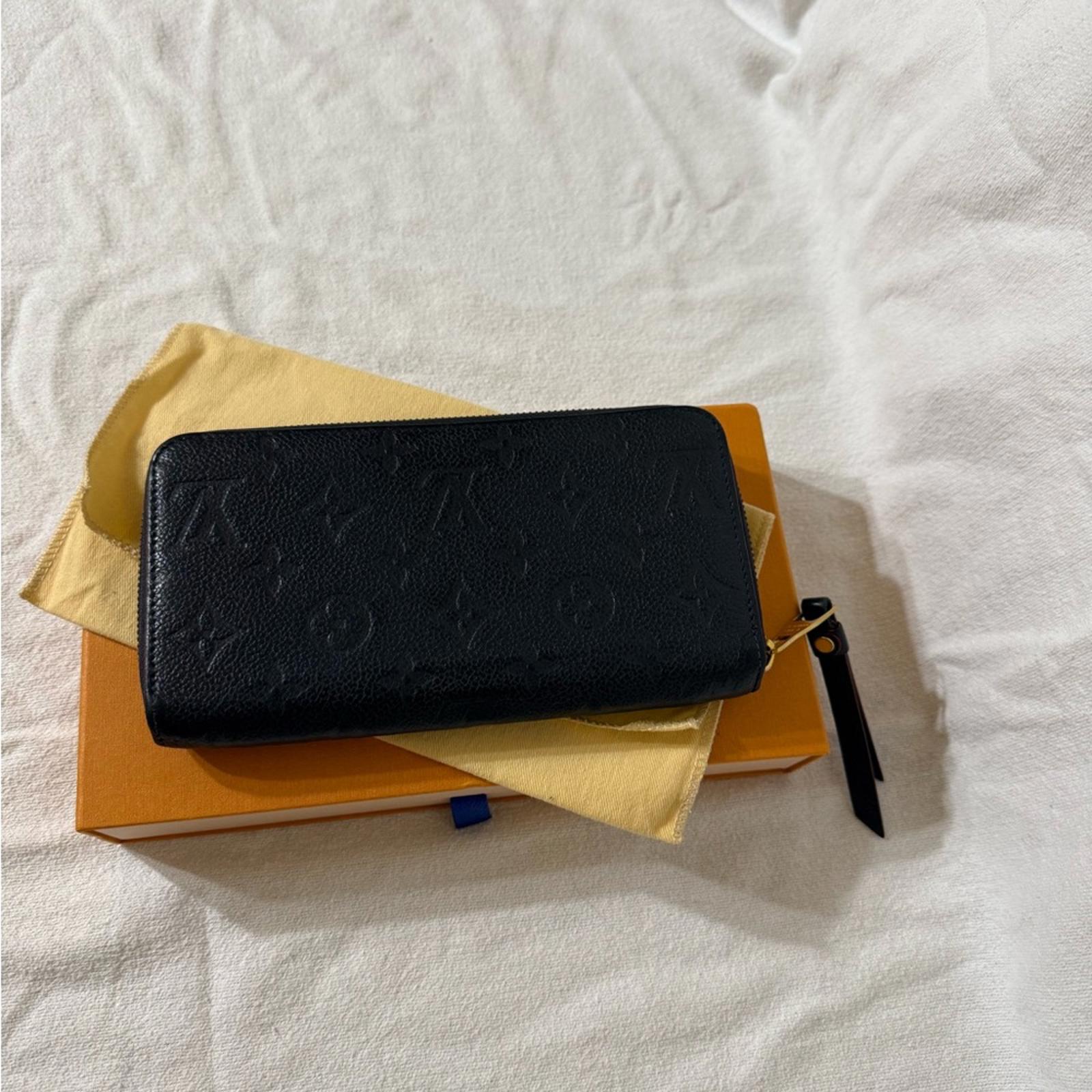 Louis Vuitton Marine (Navy) Rouge Empreinte Zippy Long Wallet