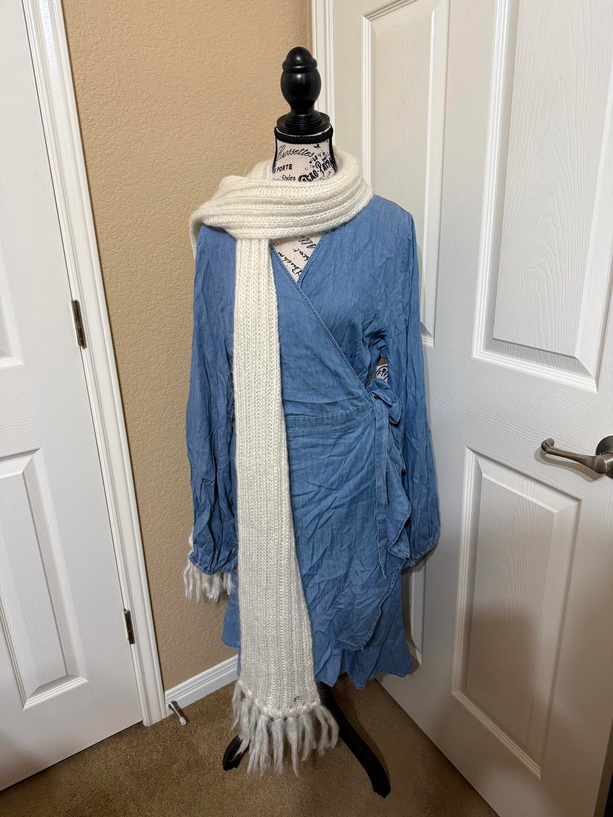 Gucci Cream Mohair and Silk Scarf