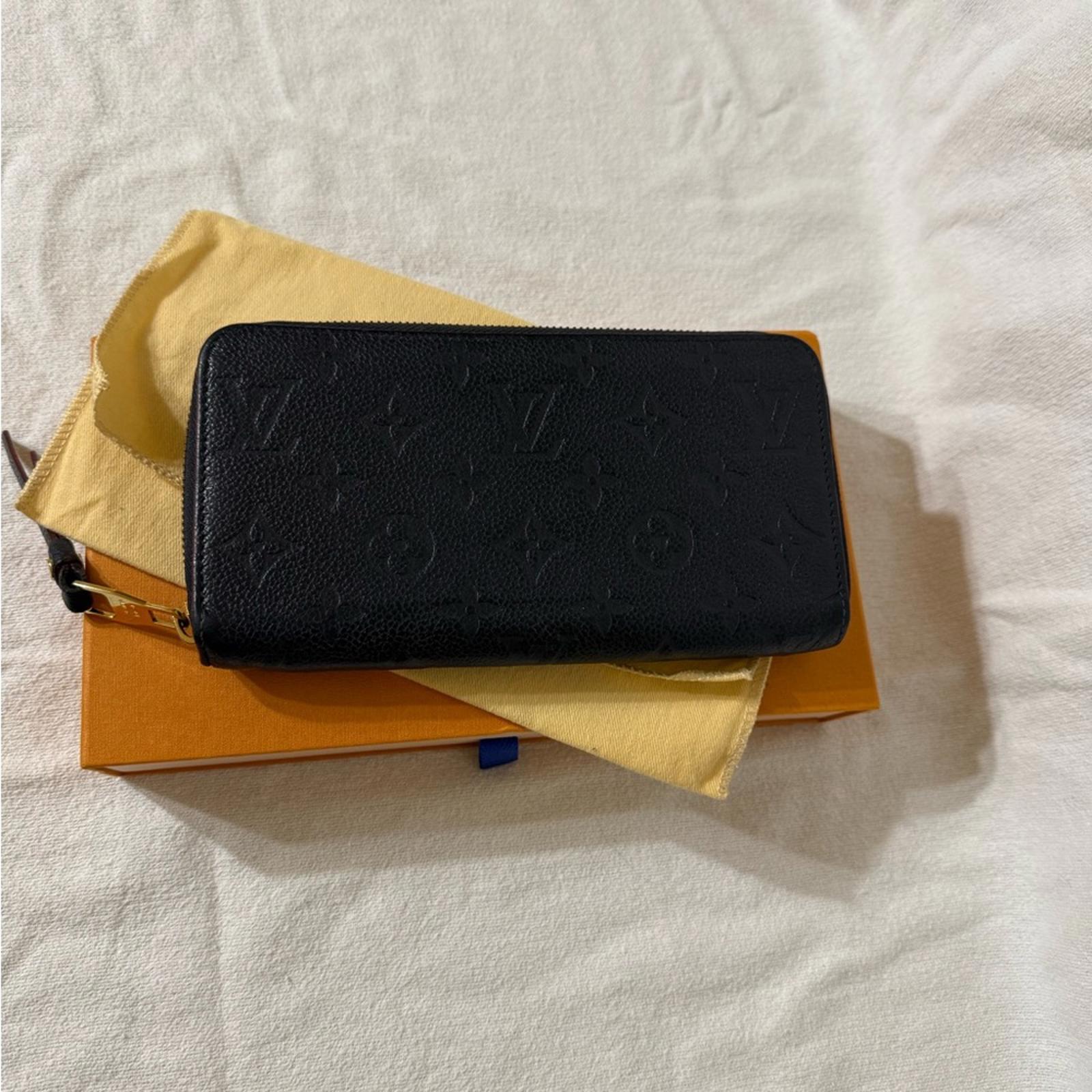 Louis Vuitton Marine (Navy) Rouge Empreinte Zippy Long Wallet
