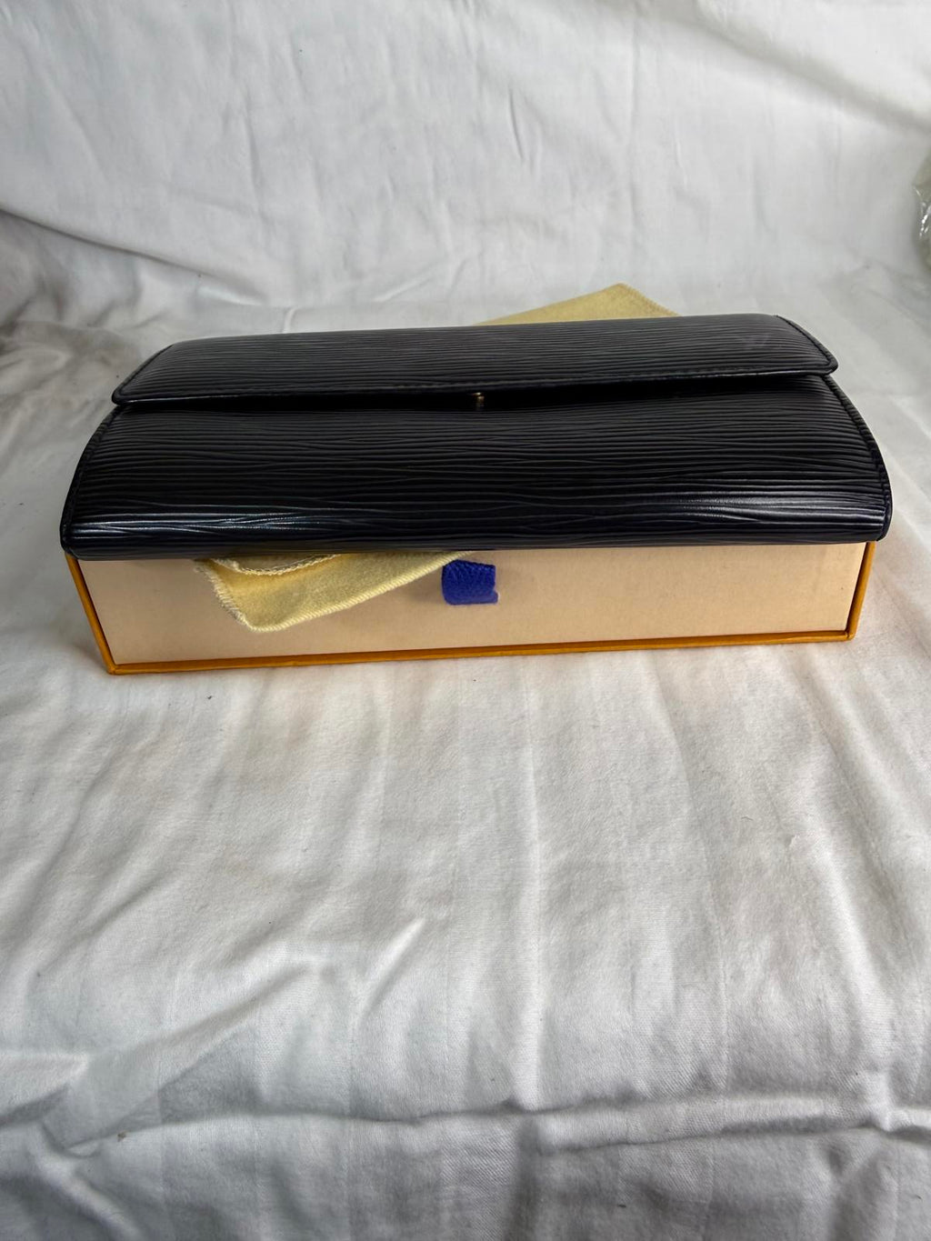 Louis Vuitton Black Epi Leather Sarah Long Wallet