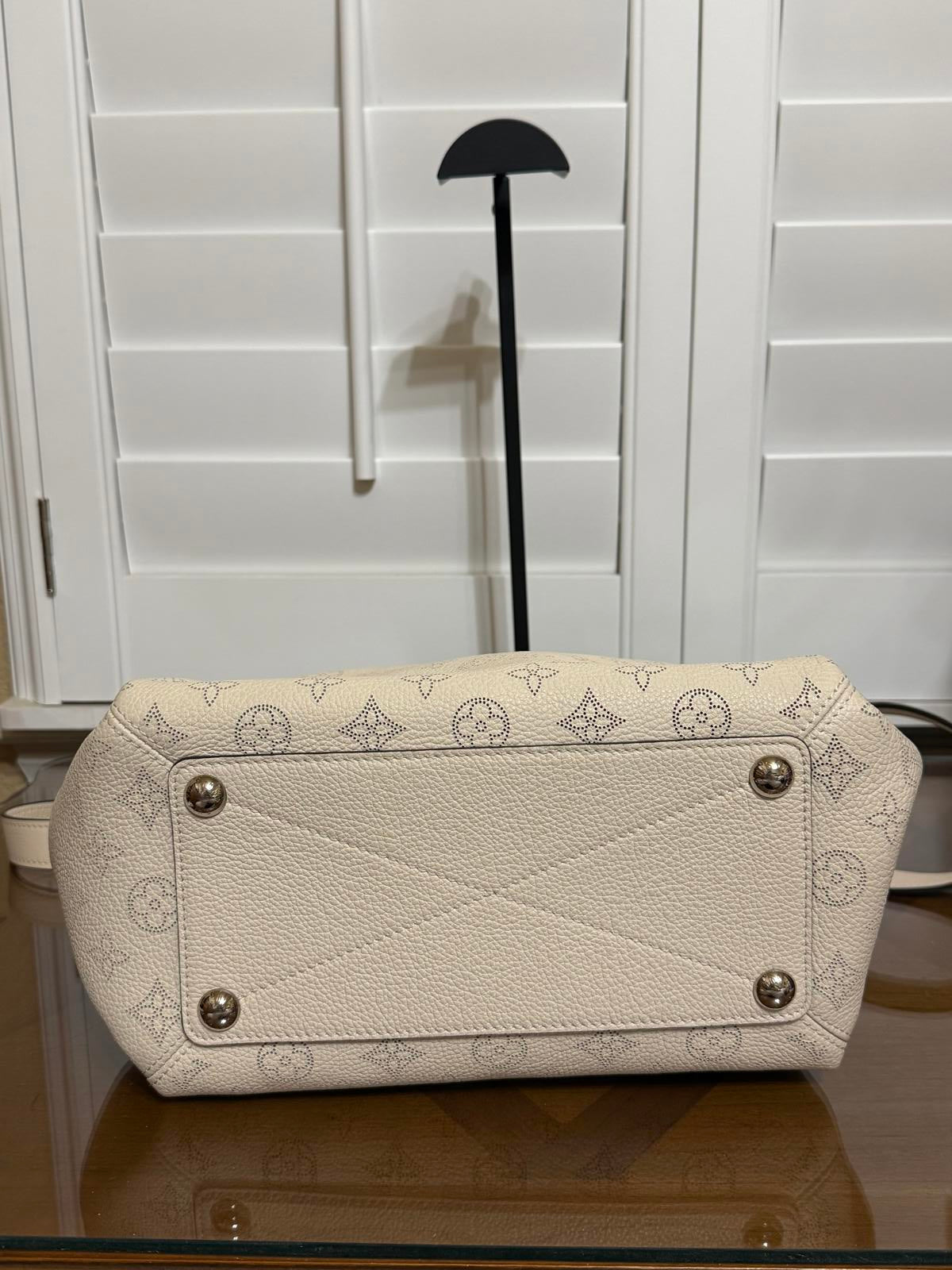 Louis Vuitton Monogram Mahina Beige  Babylon PM