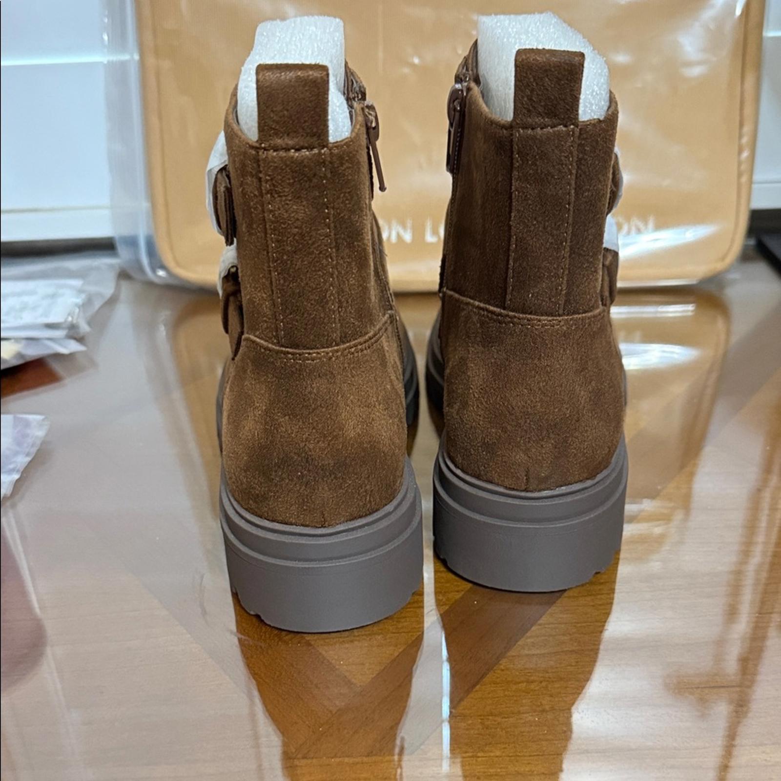 New Bella Vita Brown Ankle Boots with Dual Straps 8N
