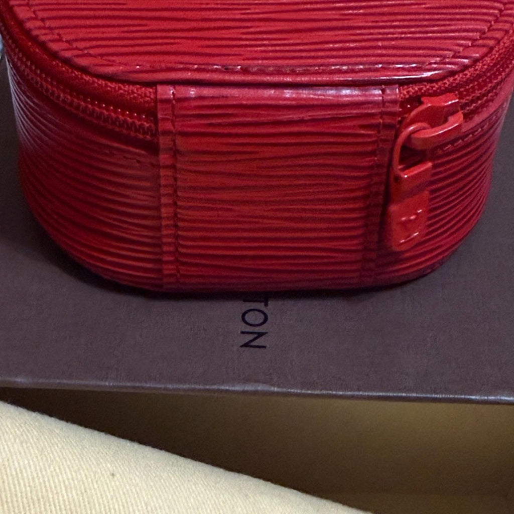 Louis Vuitton Large Epi Ecrin Bijoux Castilian Red Textured Case