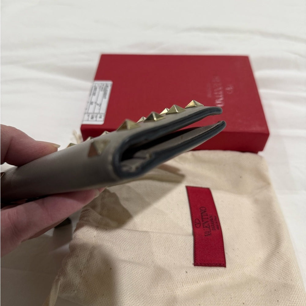 Valentino Garavani Rock Stud Grey Wallet Full Set