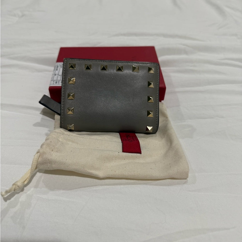 Valentino Garavani Rock Stud Grey Wallet Full Set