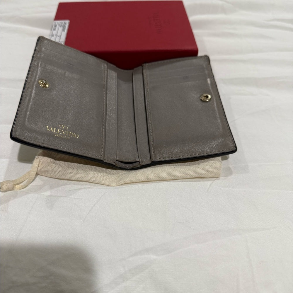 Valentino Garavani Rock Stud Grey Wallet Full Set