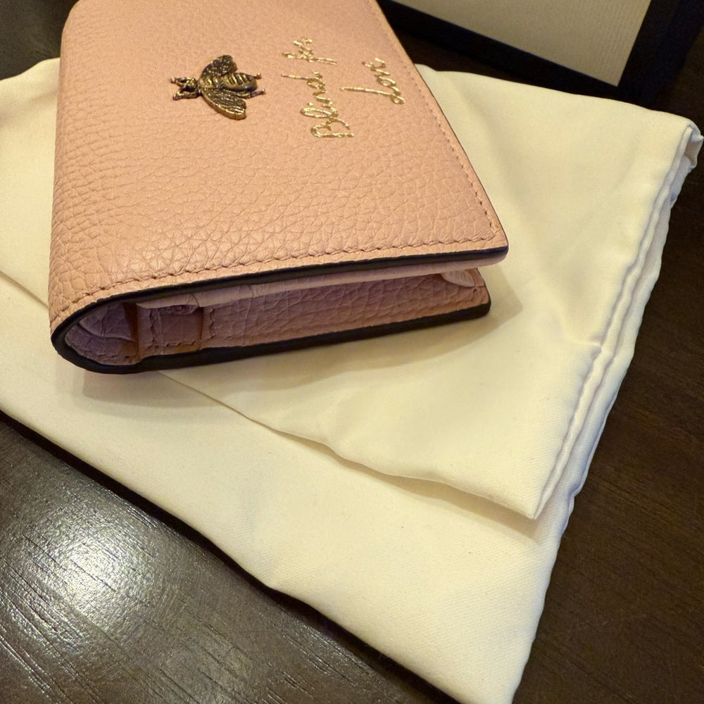 GUCCI New Animalier Bee Pink Leather Bifold Wallet