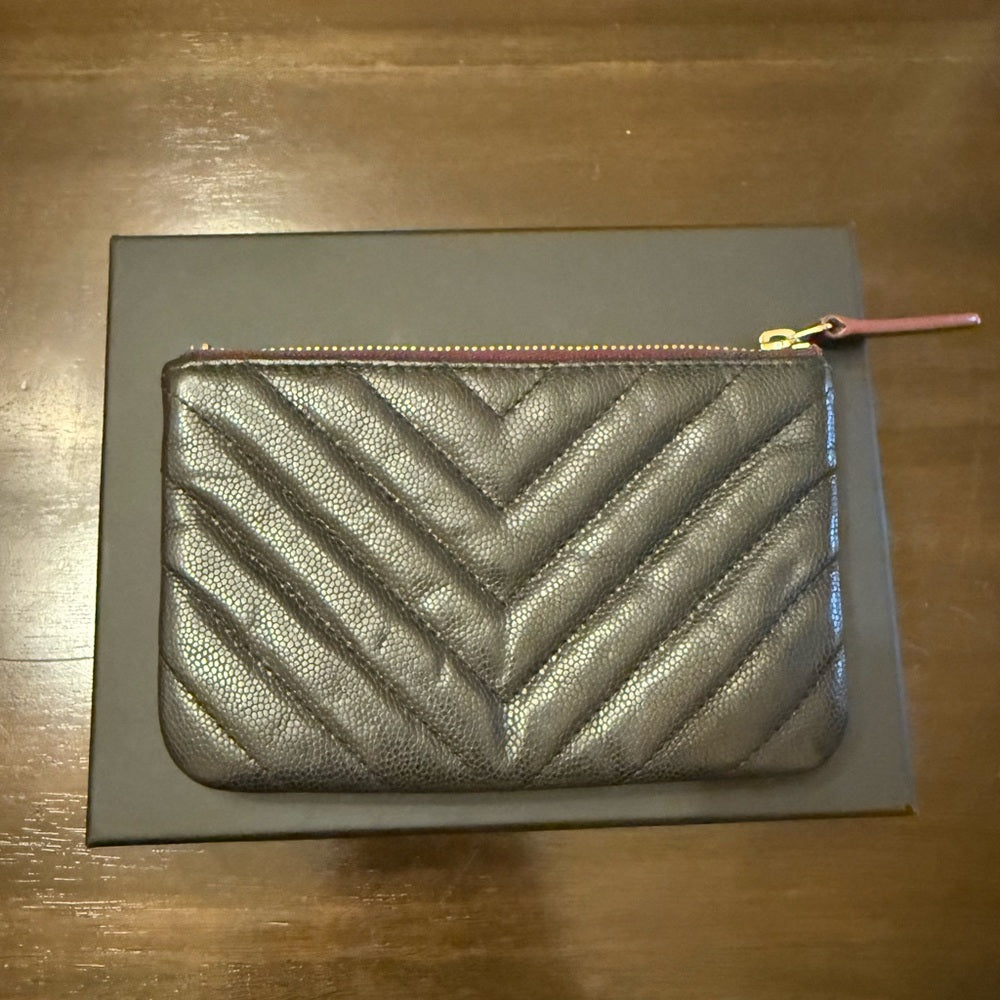 CHANEL CC Logo V Stitch Leather Pouch