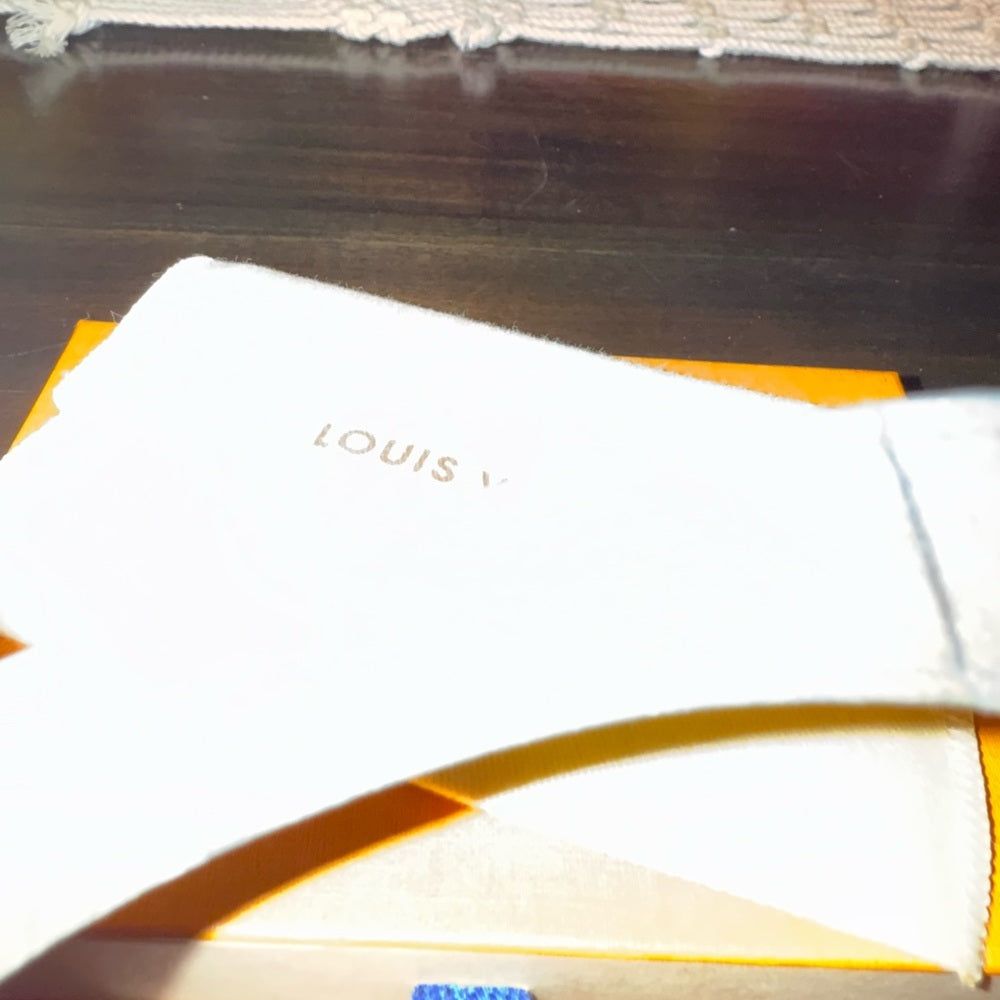 LOUIS VUITTON EPI VERNIS OLIVE GREEN WISH BRACELET