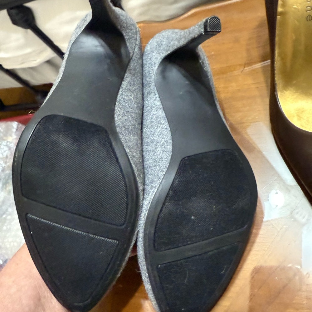 LC Lauren Conrad Gray and Black Heels with Medium Height