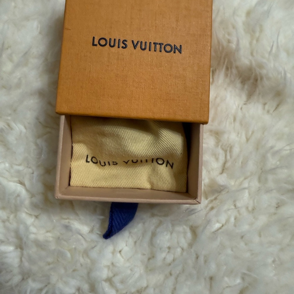 Louis Vuitton Inclusion Mauve and Gold Heart Earrings