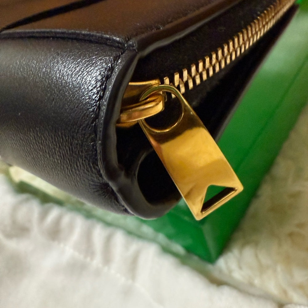 Bottega Veneta Lambskin Maxi Intrecciato Cassette Wallet