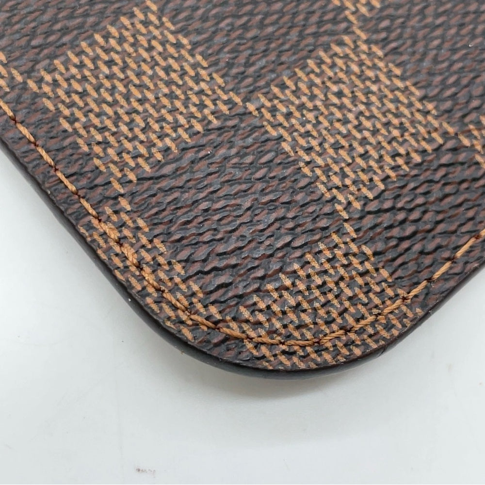 Louis Vuitton Damier Ebene Neverfull MM Pochette
