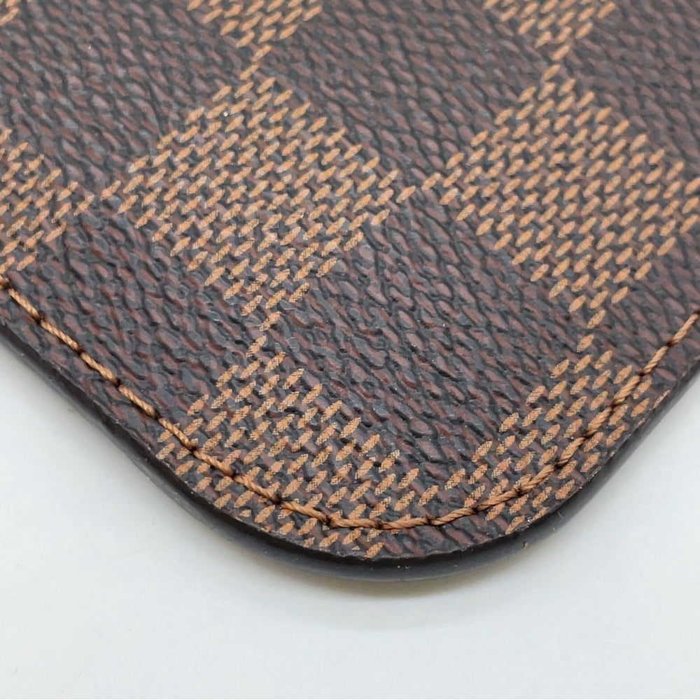 Louis Vuitton Damier Ebene Neverfull MM Pochette