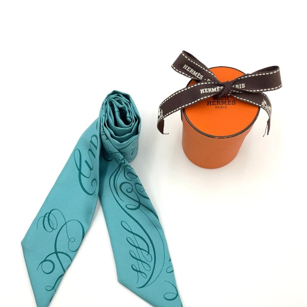 Hermes Aqua Twilly Exercice pour former la main Silk Scarf