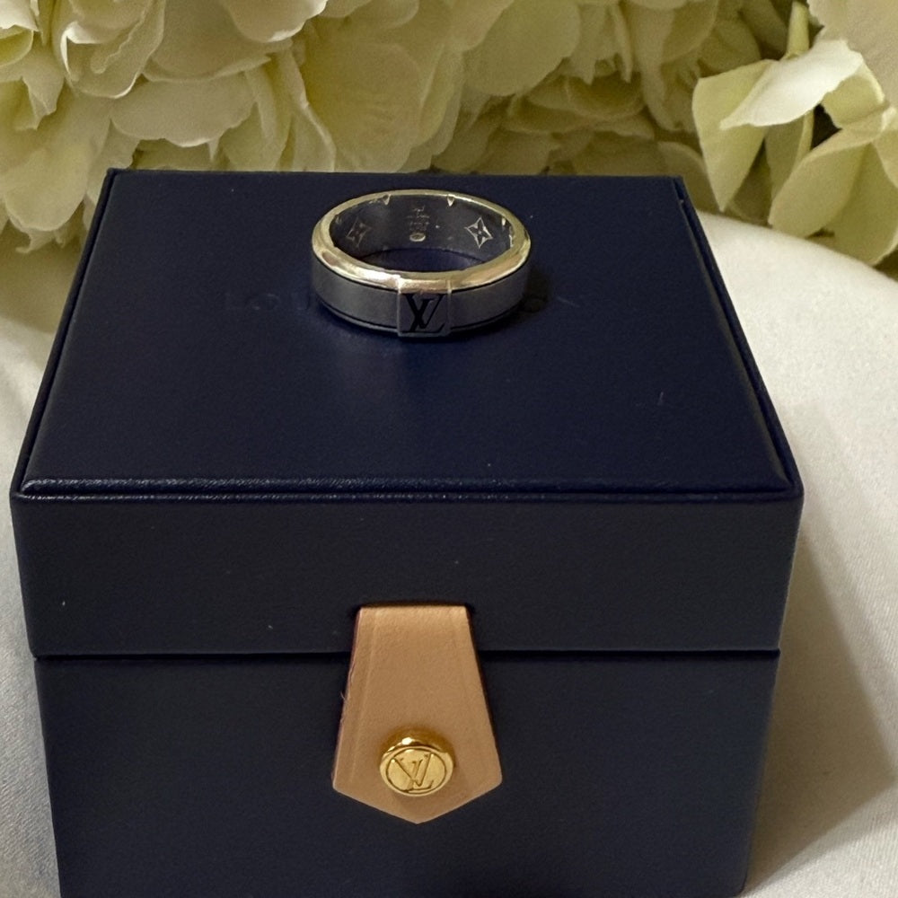 Louis Vuitton Unisex Sterling Silver Spike Ring