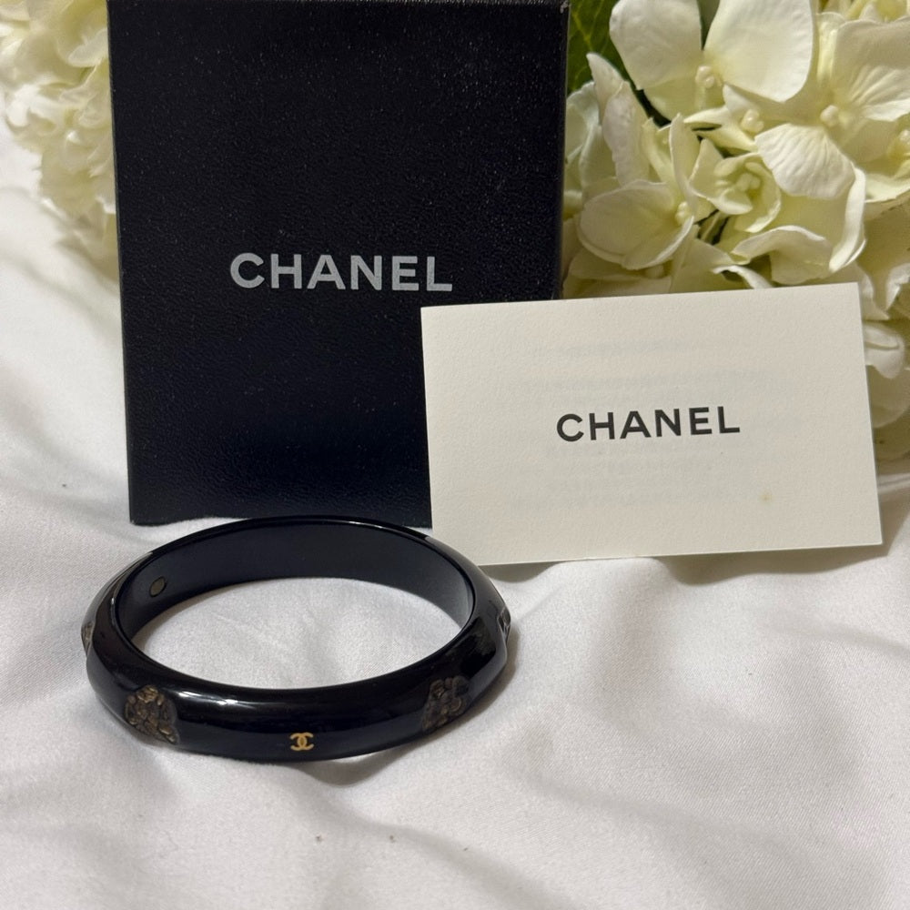 CHANEL CC Camellia Black Bangle