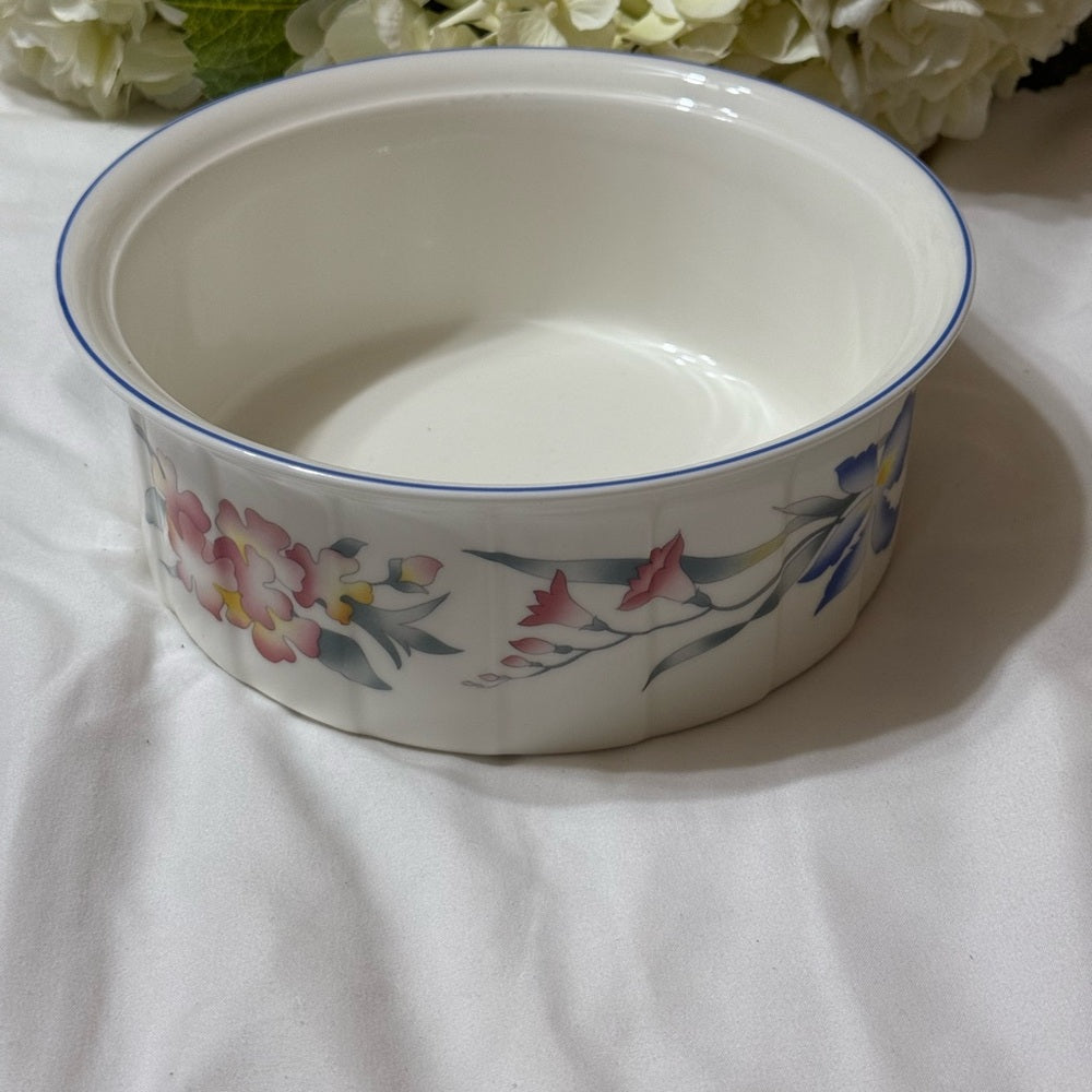 Villeroy & Boch Riviera Porcelain Serving Bowl