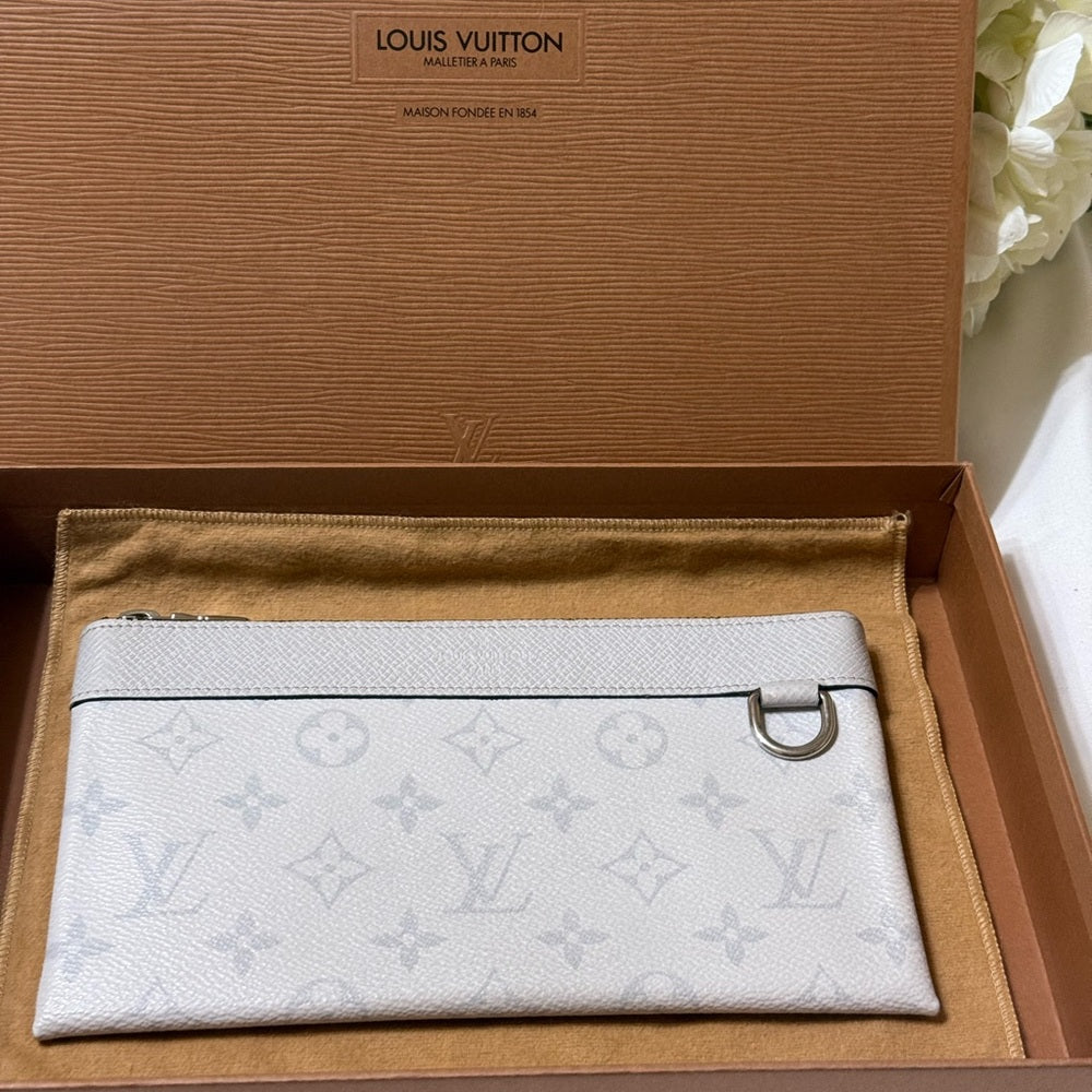 Louis Vuitton Taigarama Discovery PM Monogram Pochette