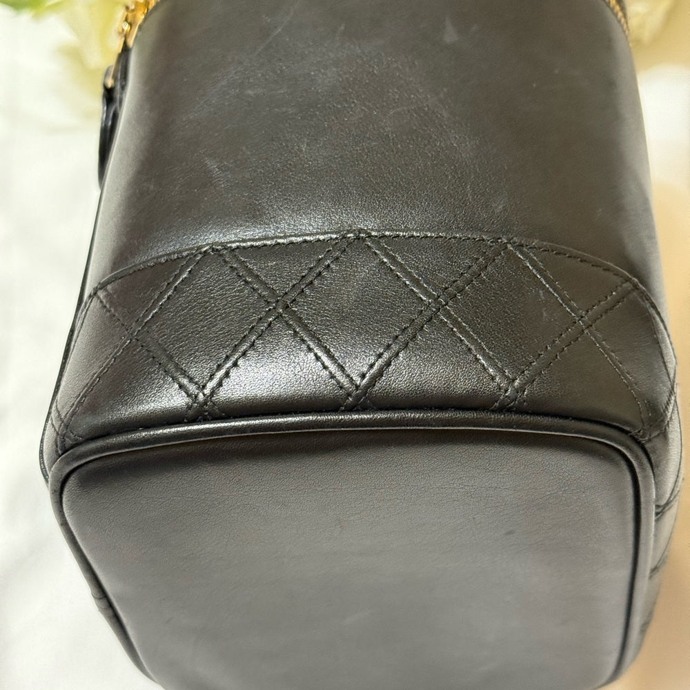 CHANEL Black Lambskin Vanity Bag with Gold Chain