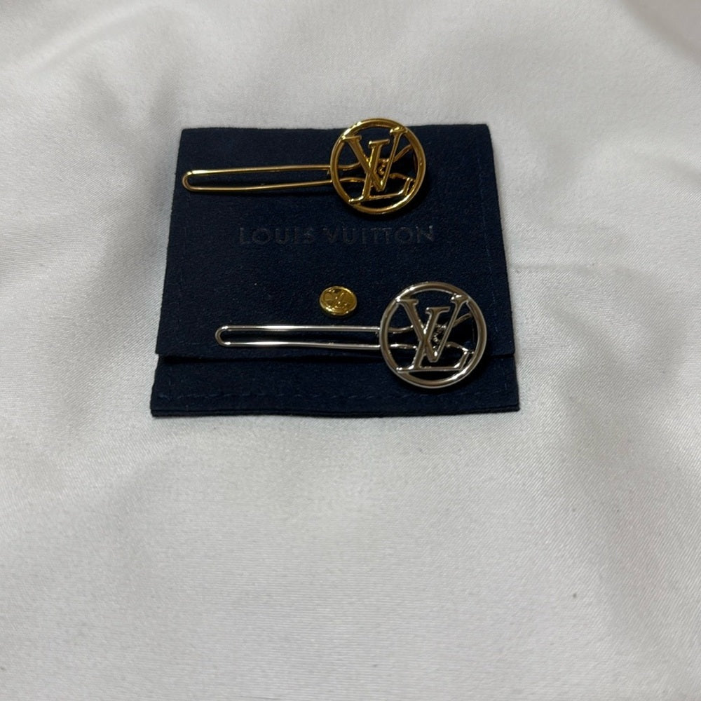 New Louis Vuitton Baby Louise Elegant Hair Pins