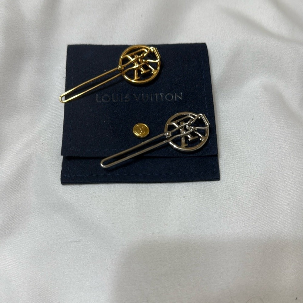New Louis Vuitton Baby Louise Elegant Hair Pins