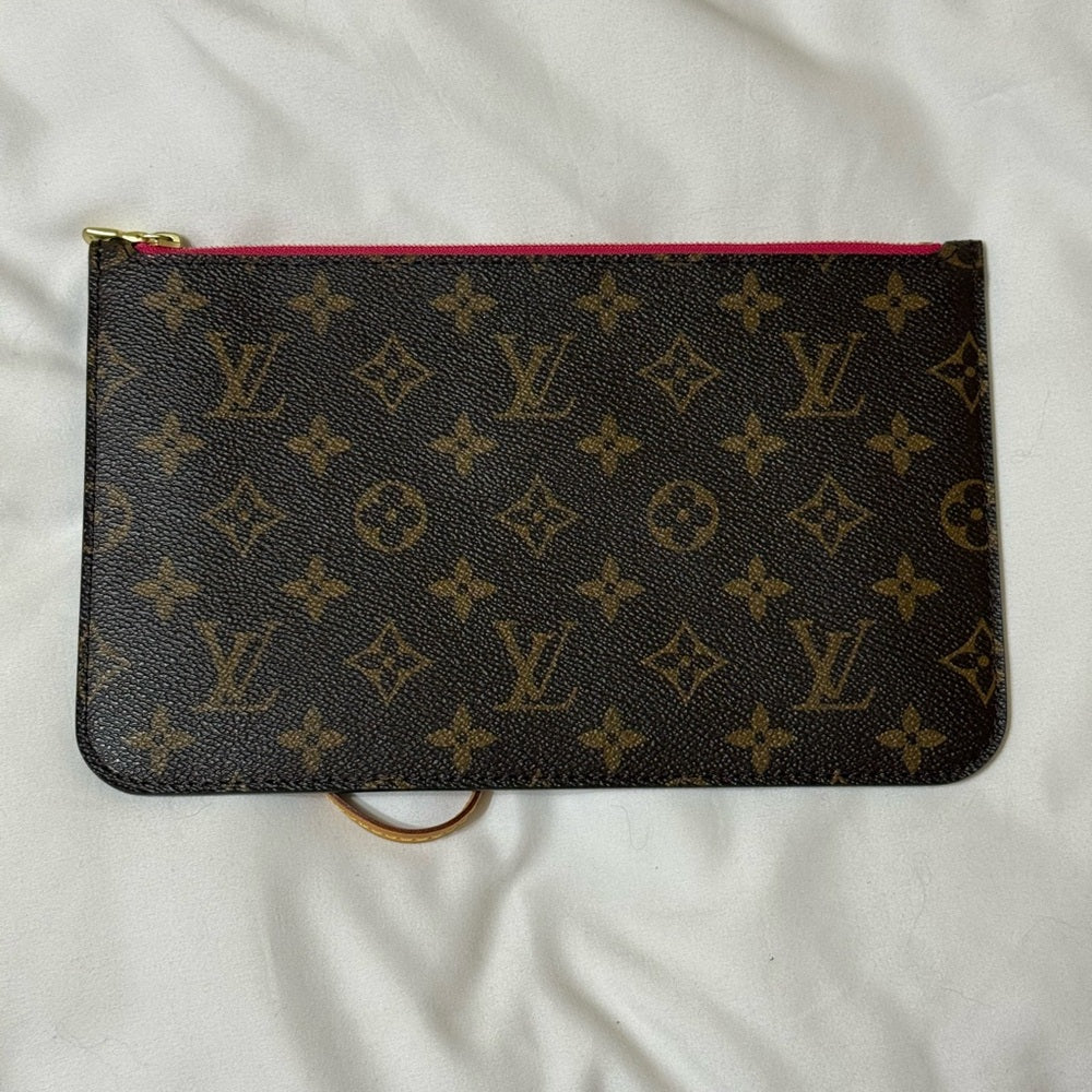 Louis Vuitton Monogram Neverfull Pochette