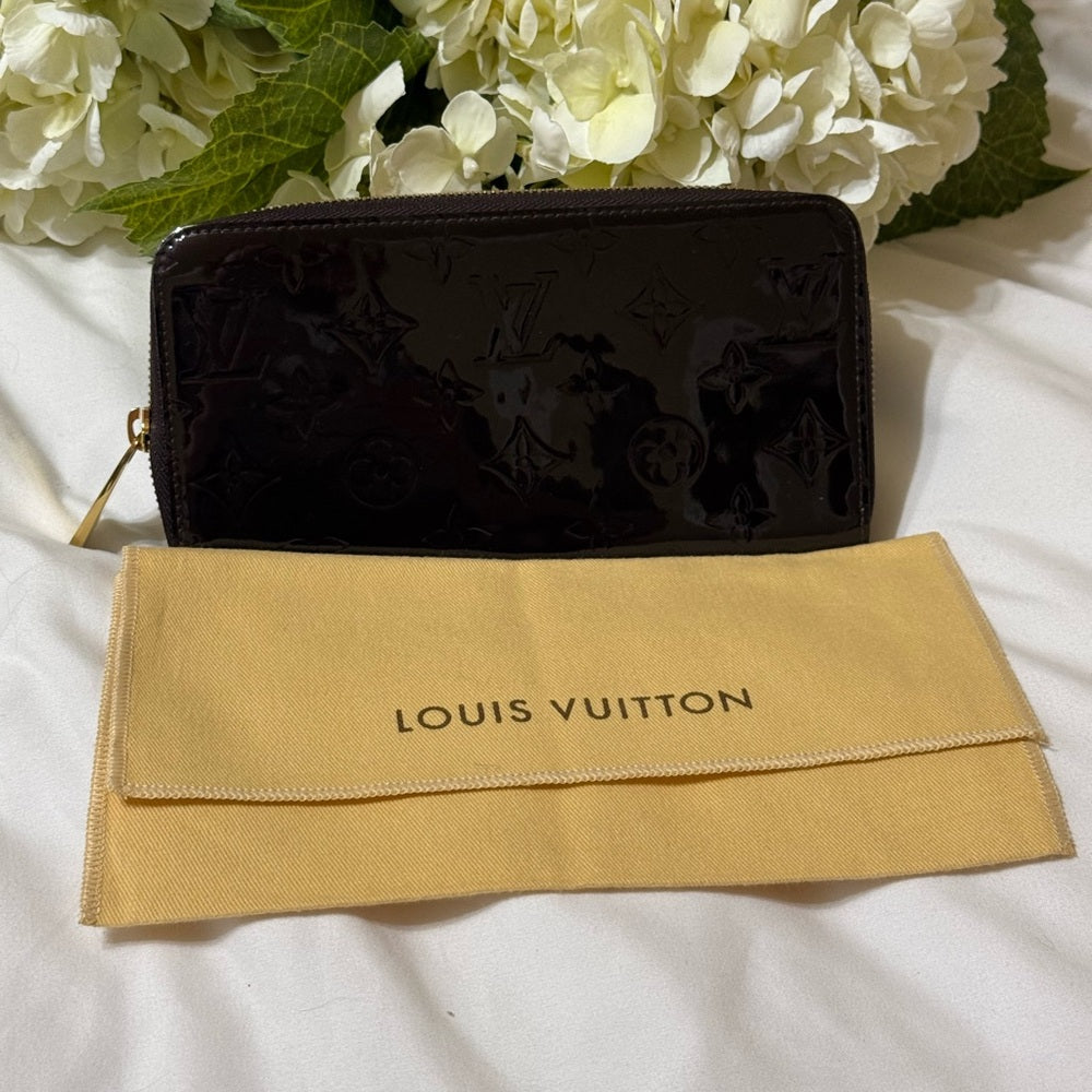 Louis Vuitton Vernis Amarante Long Zippy Wallet