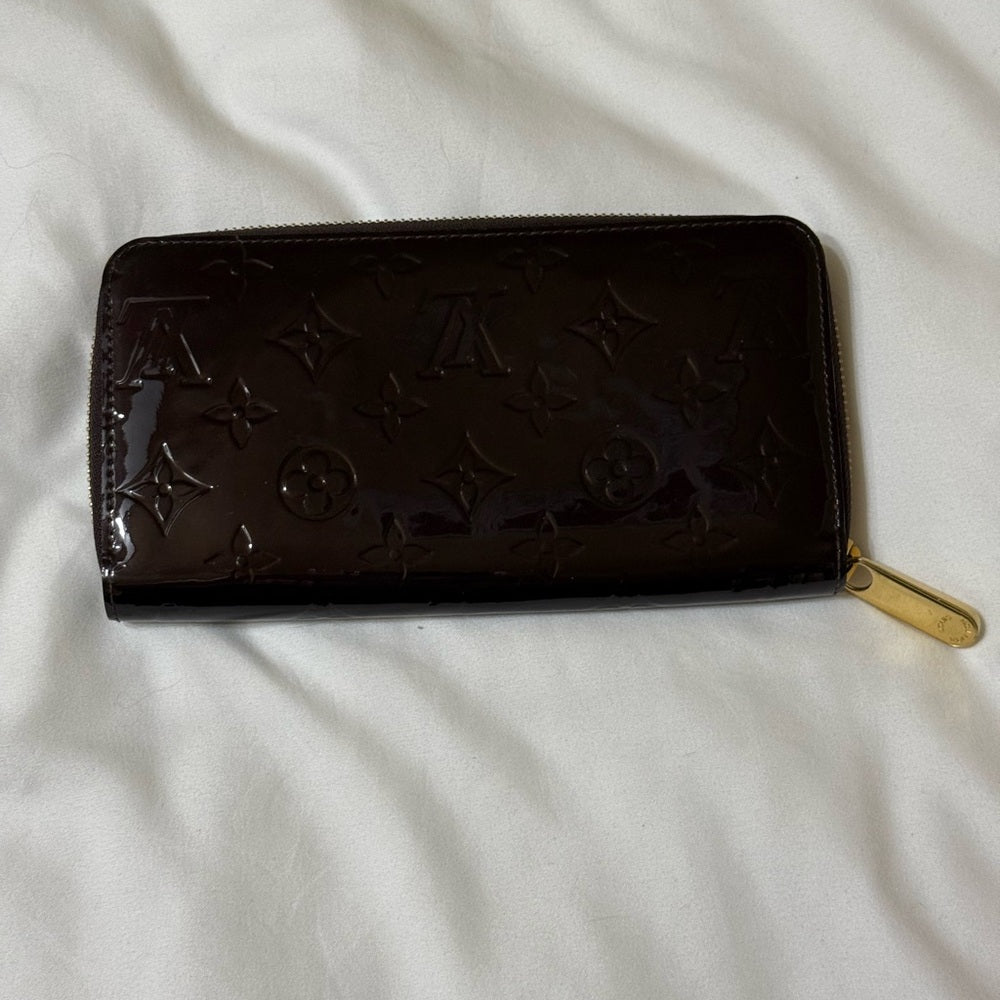 Louis Vuitton Vernis Amarante Long Zippy Wallet