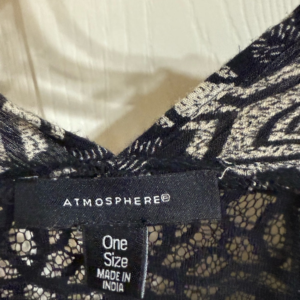 Atmosphere Black and Cream Lace Kimono