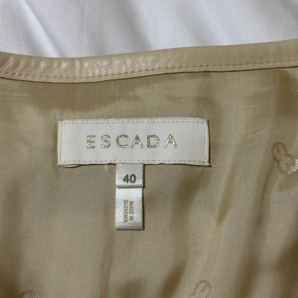 Escada Elegant Cream Lambskin Lace Skirt