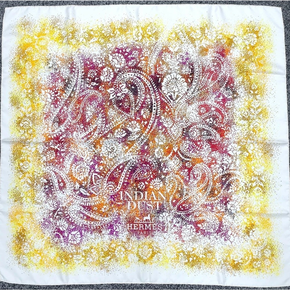 Pristine Hermès Indian Dust Scarf 90 Benoit Pierre Emery