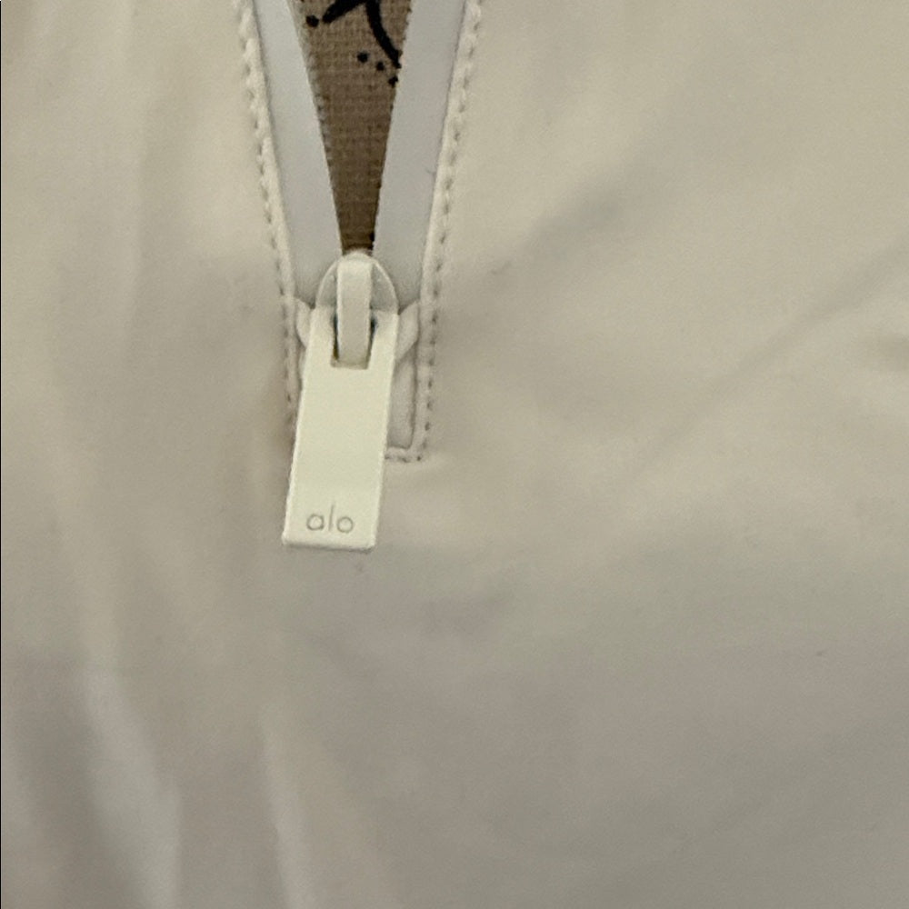ALO Yoga White Pullover Jacket