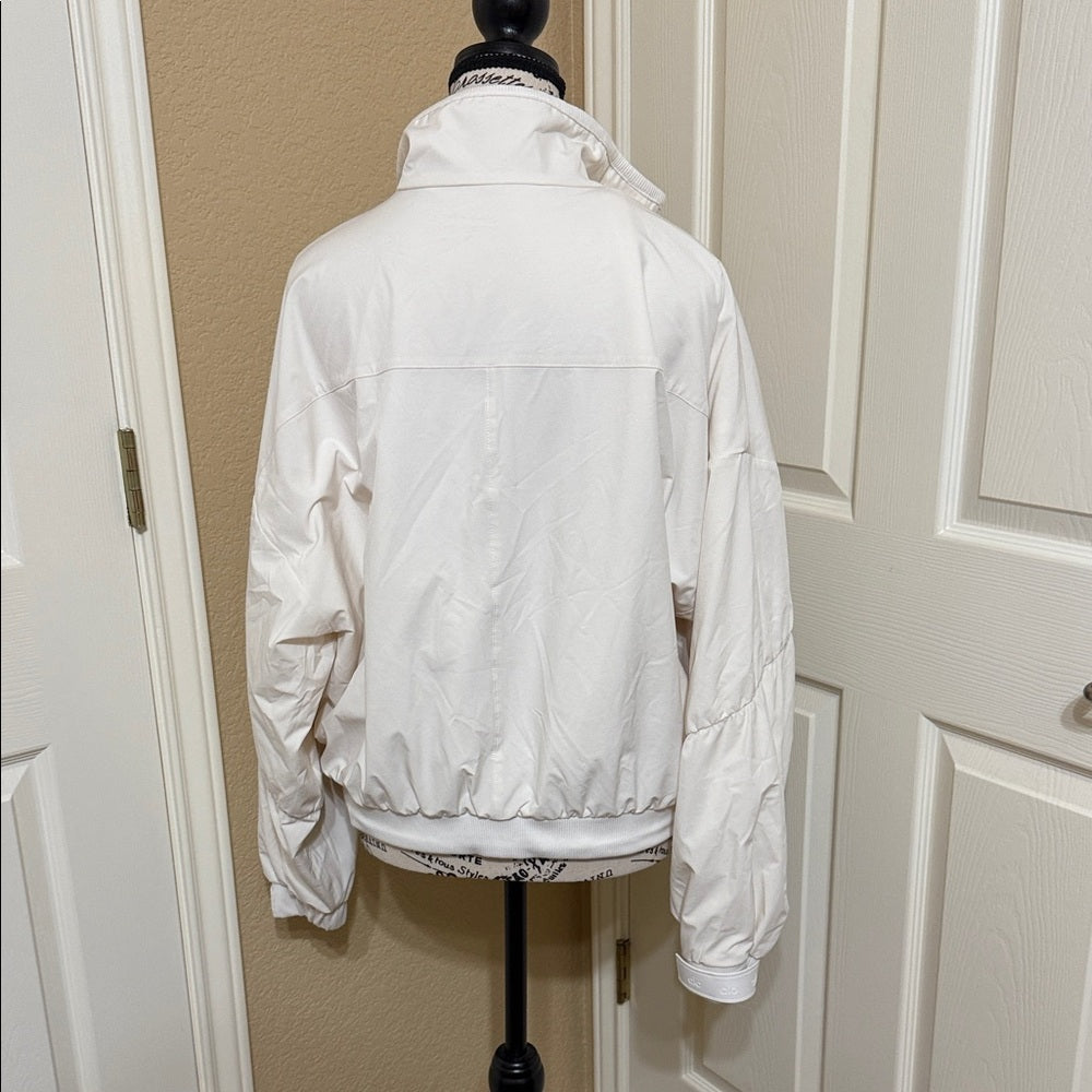 ALO Yoga White Pullover Jacket